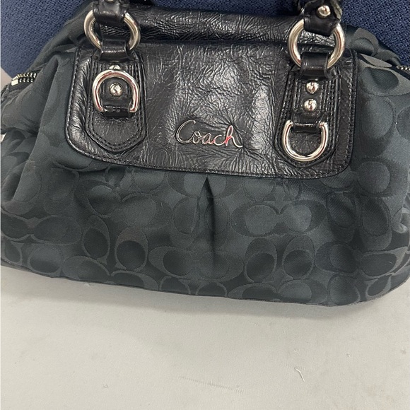 Coach Ashley satchel Bag - Picture 1 of 8